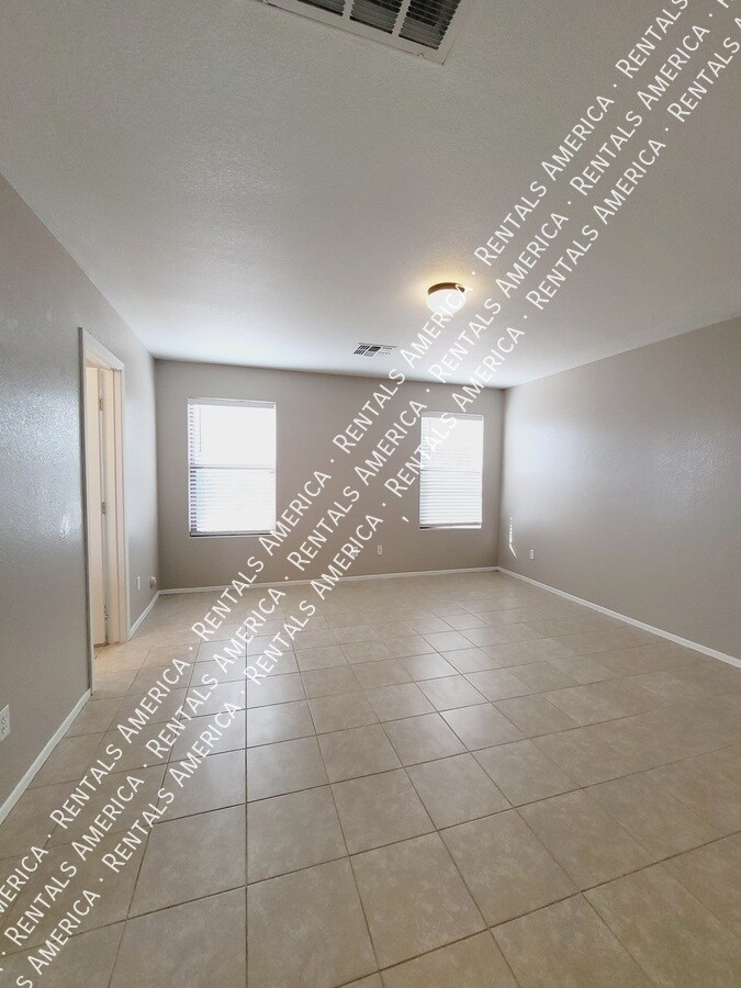 Building Photo - 776 E Cowboy Cove Trail