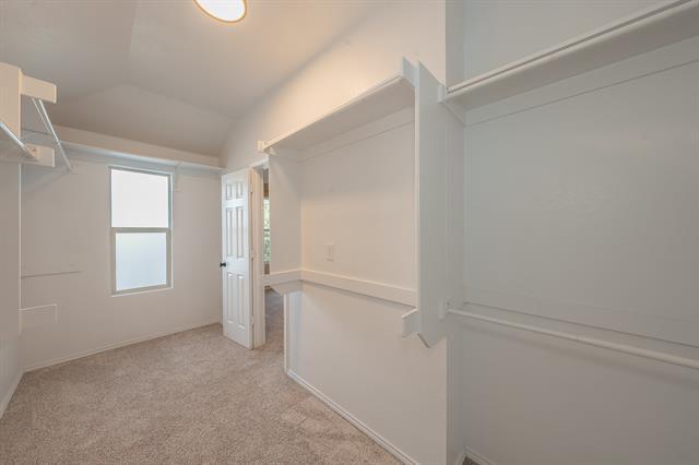 Building Photo - 1906 Beach Dr