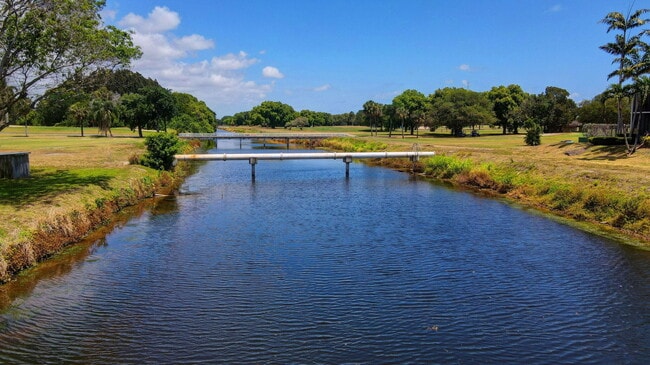 Building Photo - 2305 Lowson Blvd