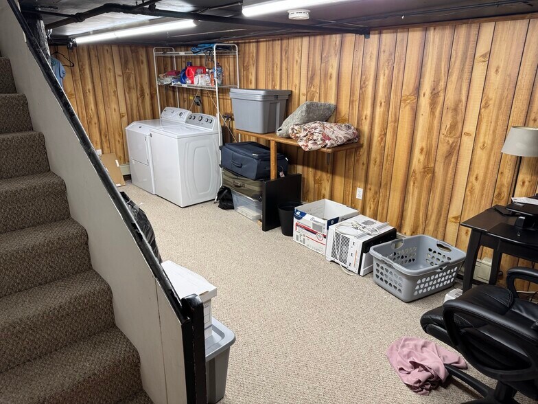 Basement room - 112 Brown St