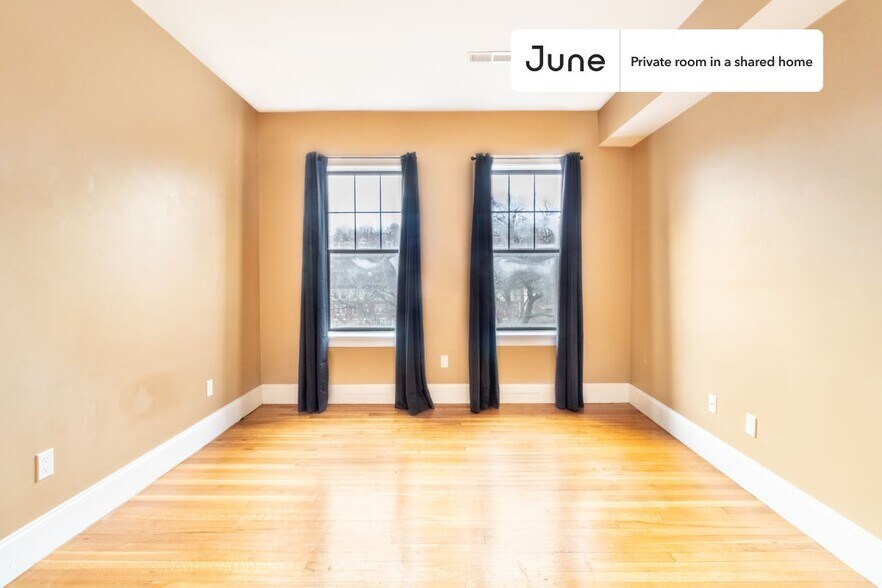 Building Photo - Room in Shared 4 bed/2 bath home