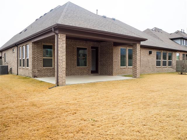 Building Photo - 400 Sunflower Ave