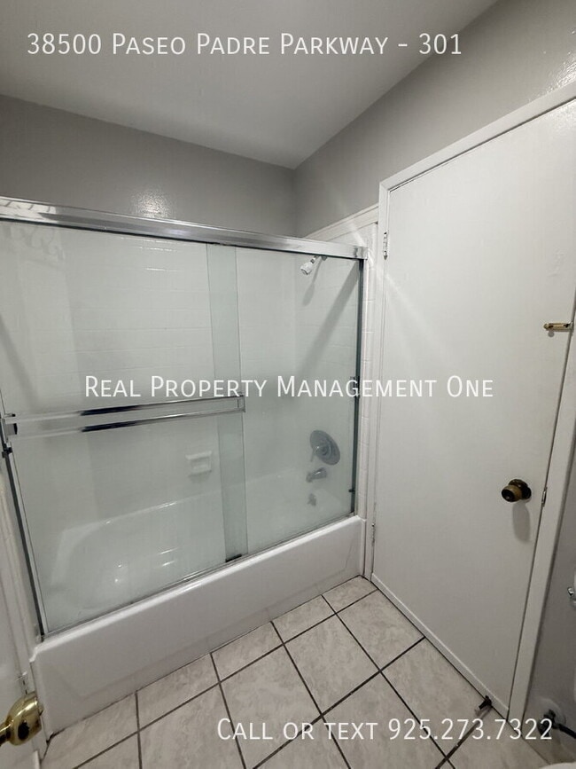 Building Photo - 38500 Paseo Padre Pkwy