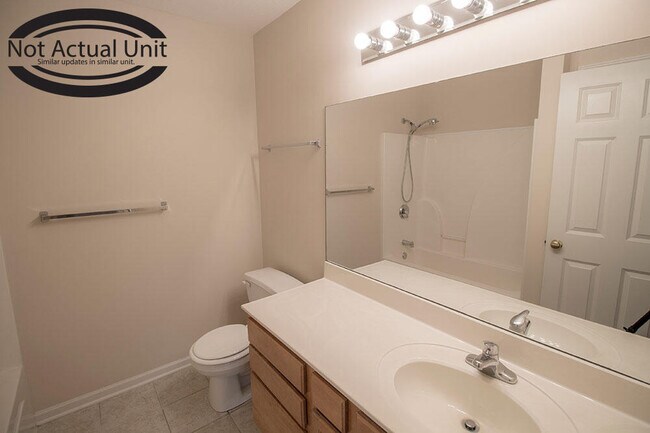 Building Photo - 1881 Harmony St