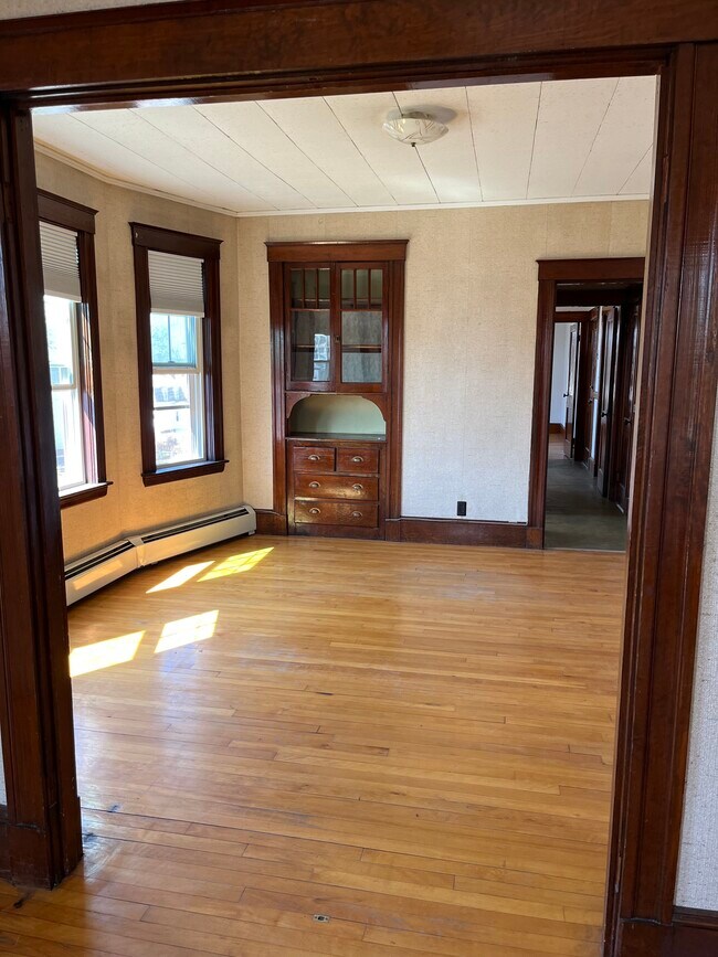 Dining room - 30 Fountain St