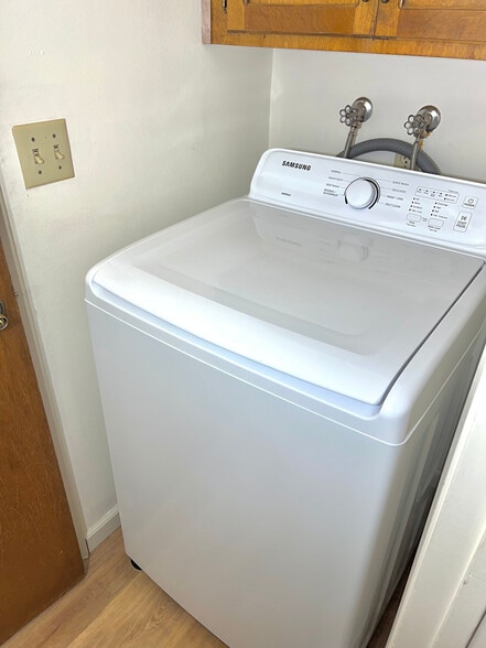 Building Photo - 11585 SW Settler Way