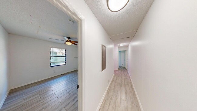 Building Photo - 13789 Bottlebrush Ct