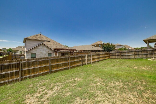 Building Photo - 421 Tula Trail