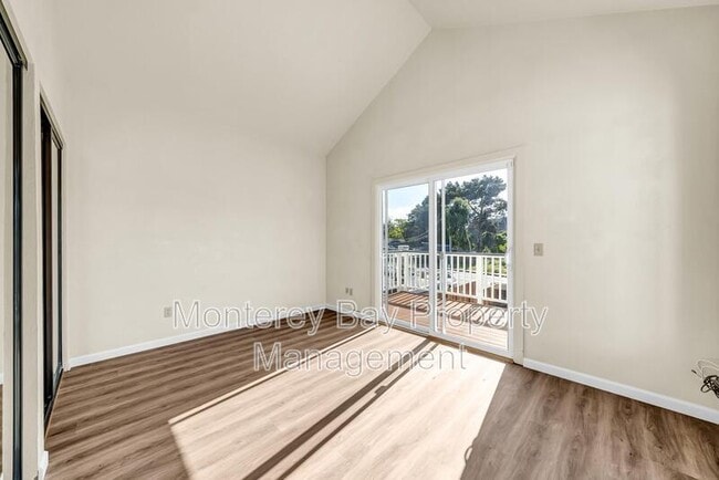 Building Photo - 415 Palo Verde Ave