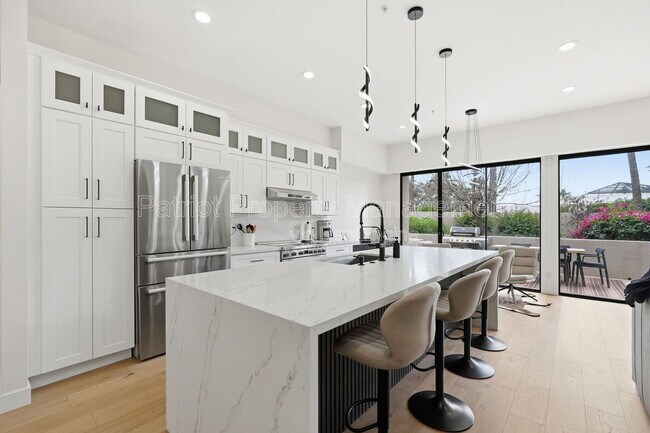 Building Photo - 8989 N Gainey Center Dr