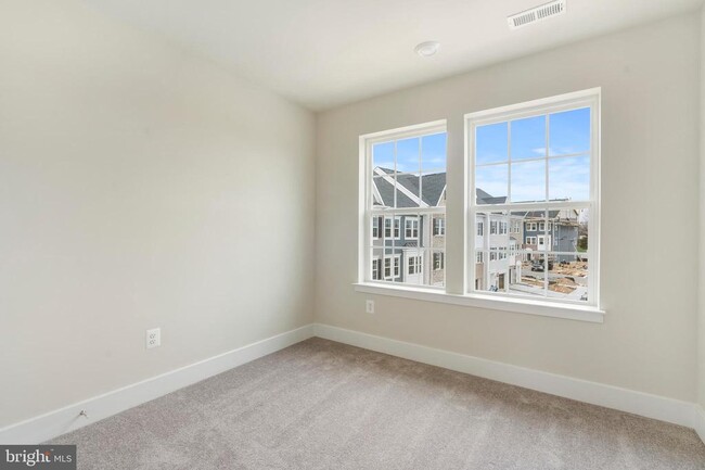 Building Photo - 1425 Clingmans Dome Dr