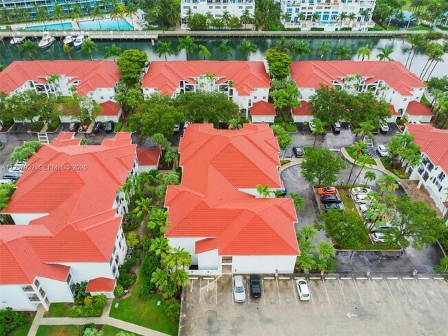 Building Photo - 3145 NE 184th St