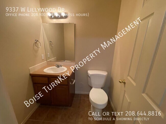 Building Photo - 9337 W Lillywood Dr