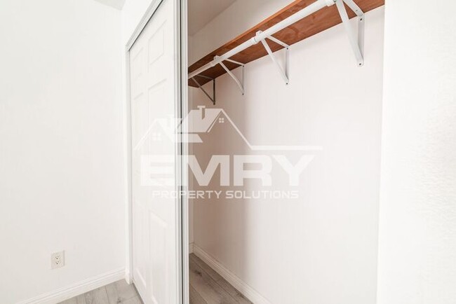 Building Photo - Beautiful 2 Bed Apartment in Huntington Pa...