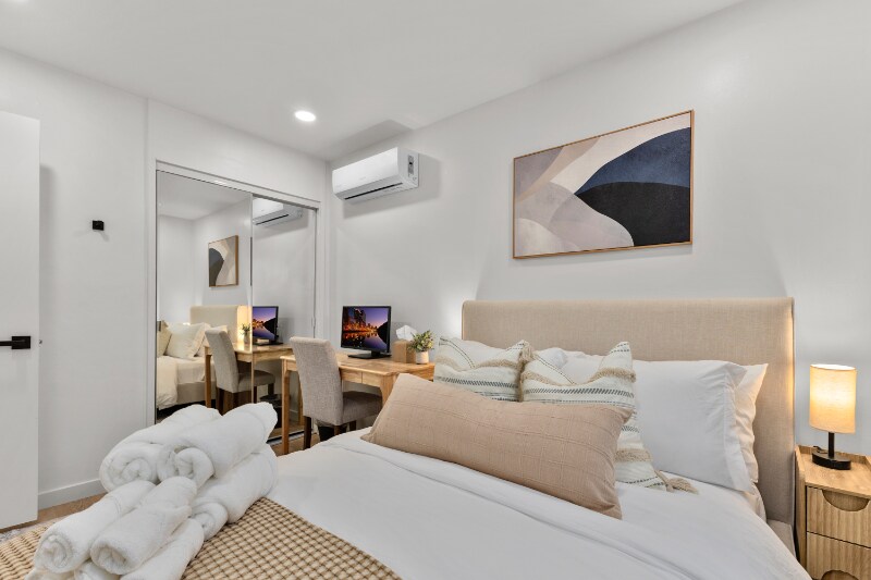 Building Photo - 4442 Clairemont Dr