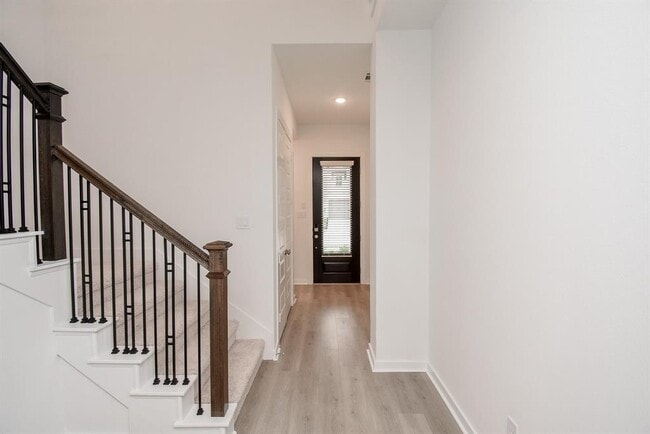 Building Photo - 6507 Bramble Cv Ln