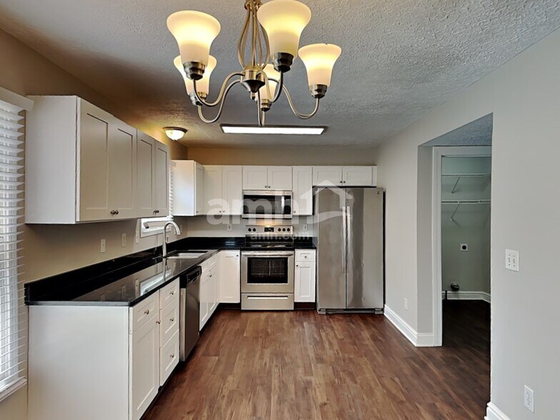 Building Photo - 6463 Winchester Highlands Dr