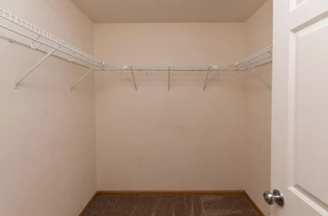 Building Photo - 277 S 79th St