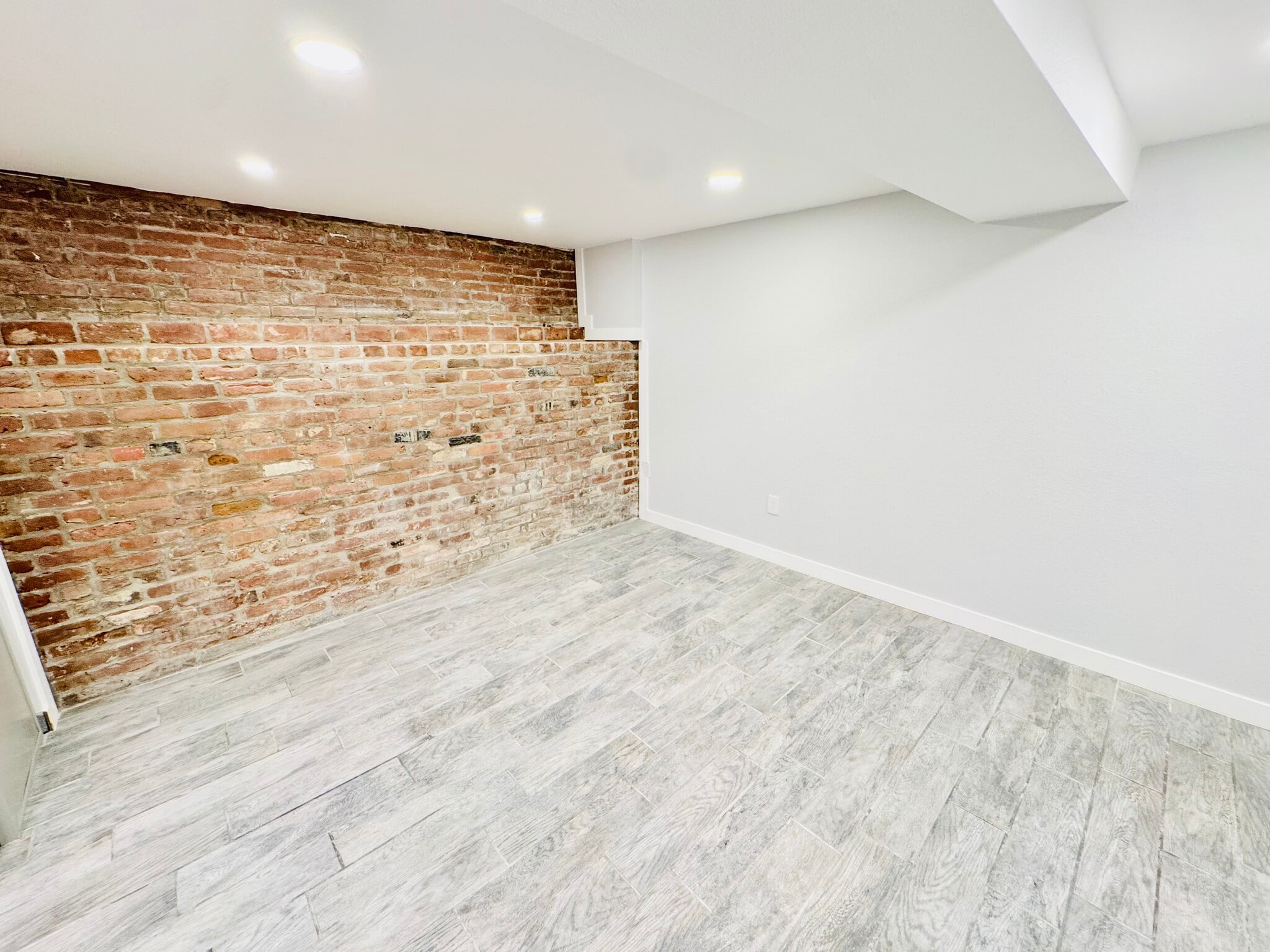 Building Photo - 1107 N Downing St