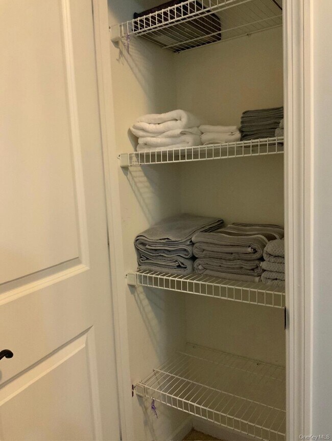 Building Photo - 115 High St