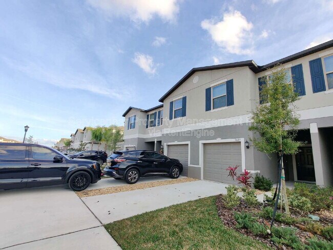 Building Photo - 9625 Pembrooke Pines Dr