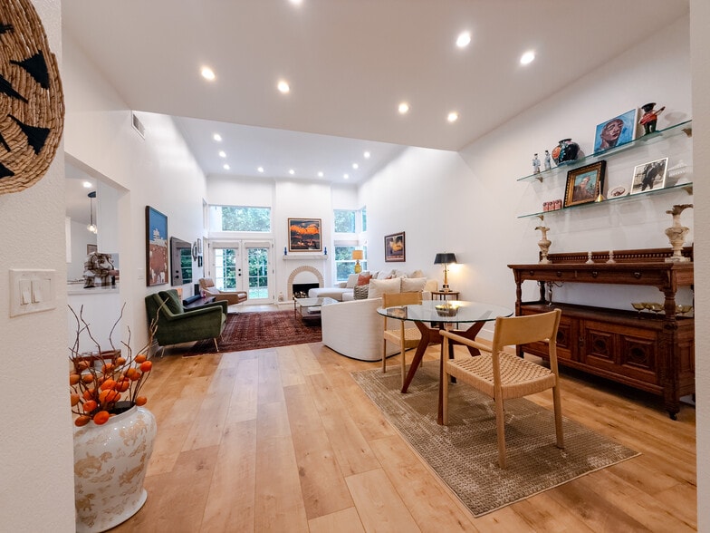 Building Photo - 5323 W Goldenwood Dr