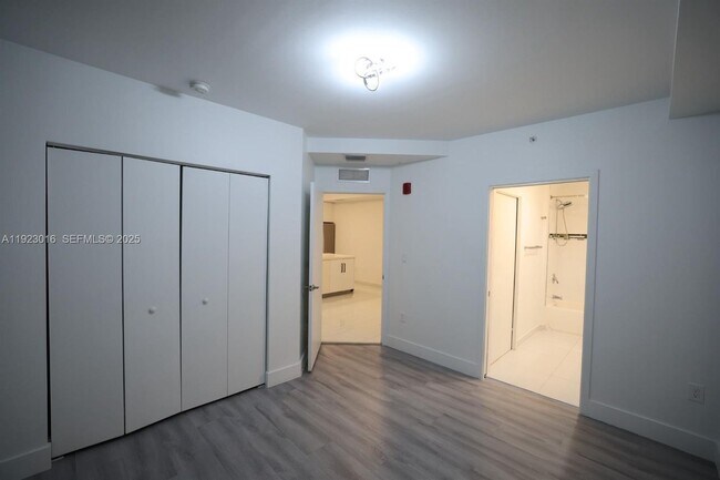 Building Photo - 2651 NE 212th Terrace