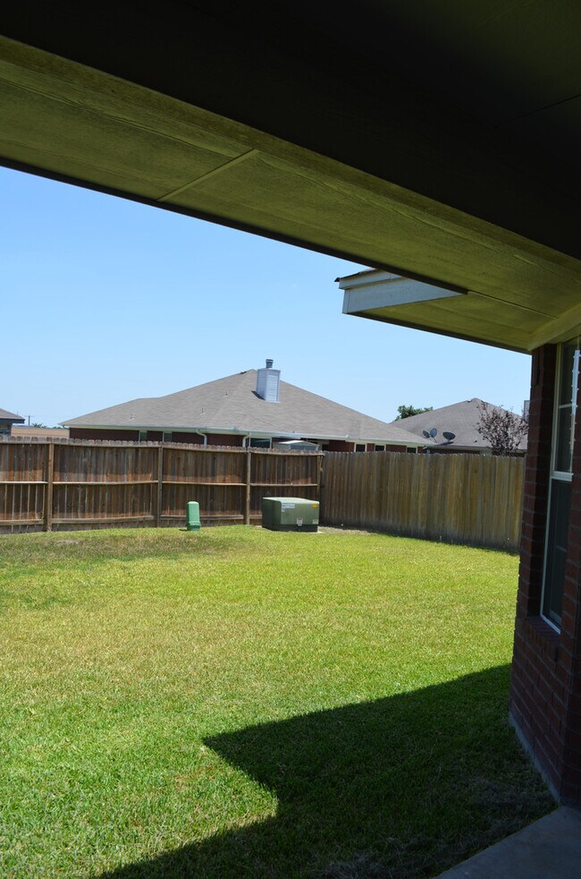 Building Photo - Adorable cottage home in Killeen !