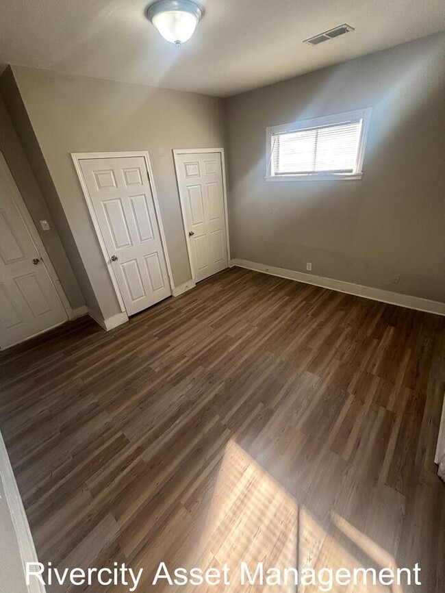 Building Photo - Cute Duplex For Rent!!!! Section 8 Welcomed !!!!