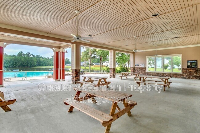 Building Photo - 70 Winter Lake Cir