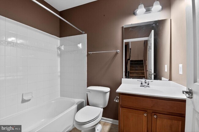 Building Photo - 2102 Congresbury Pl