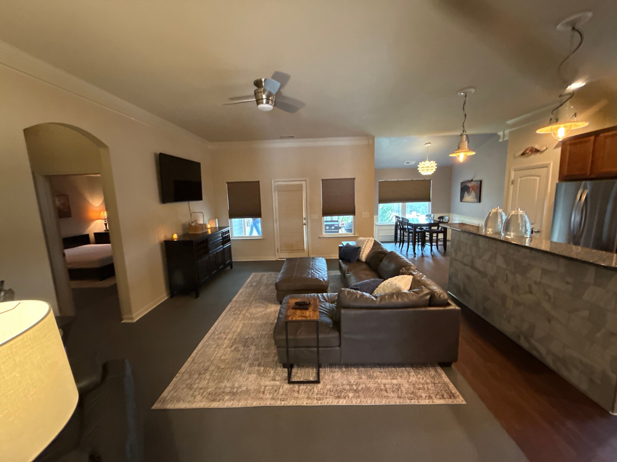 Building Photo - Room in House on Katielee Cove