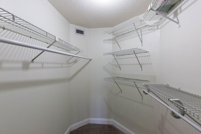 Building Photo - 103 Weybridge Cir