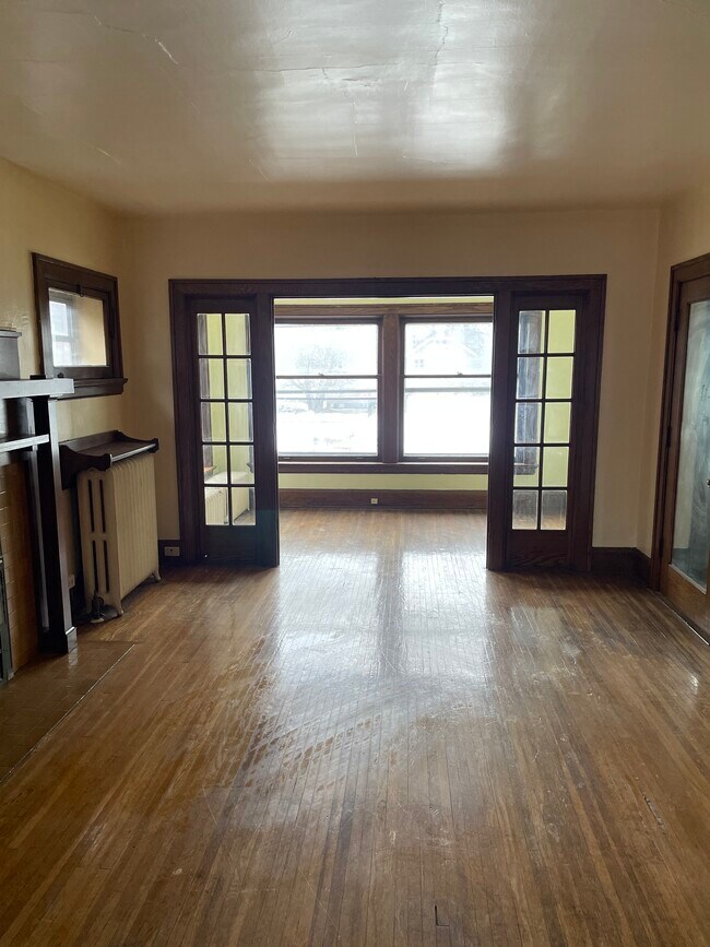 Building Photo - 414 Floyd St