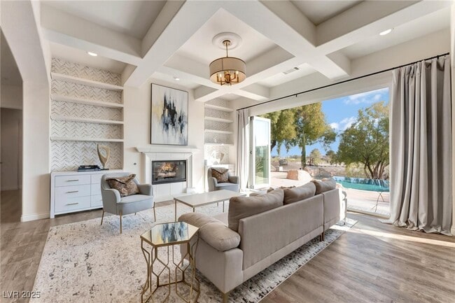 Primary Photo - 904 Pont Chartrain Dr