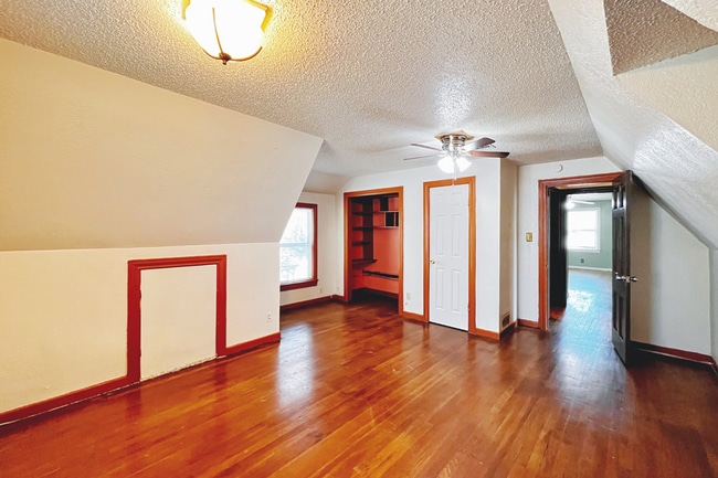 Building Photo - 3002 21st St