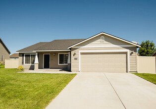 Building Photo - 1586 W 44th Ave