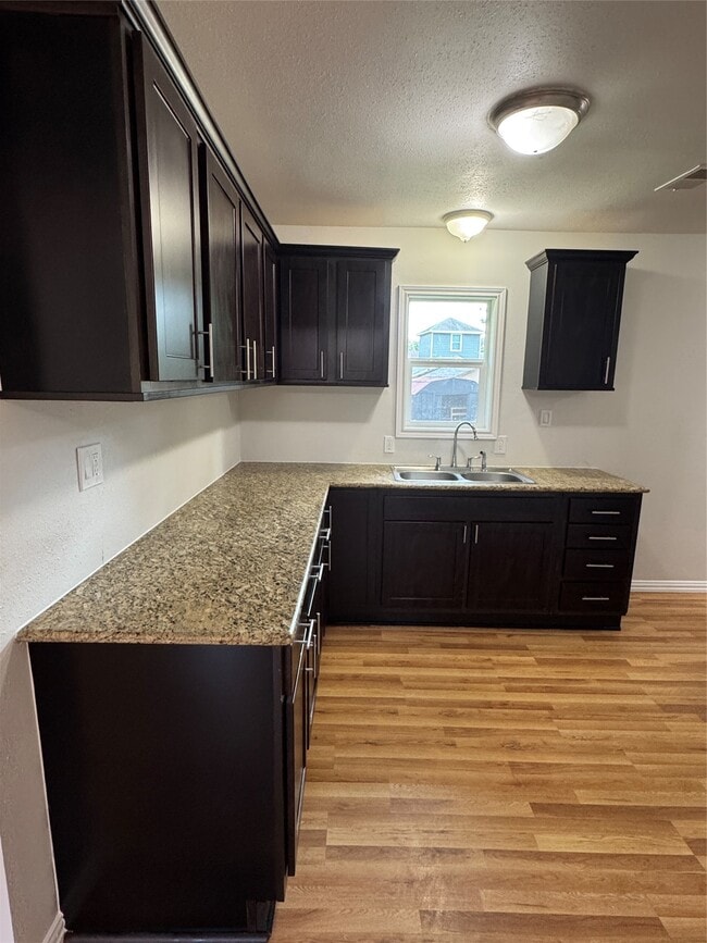 Building Photo - 26327 Pinion Creek Rd