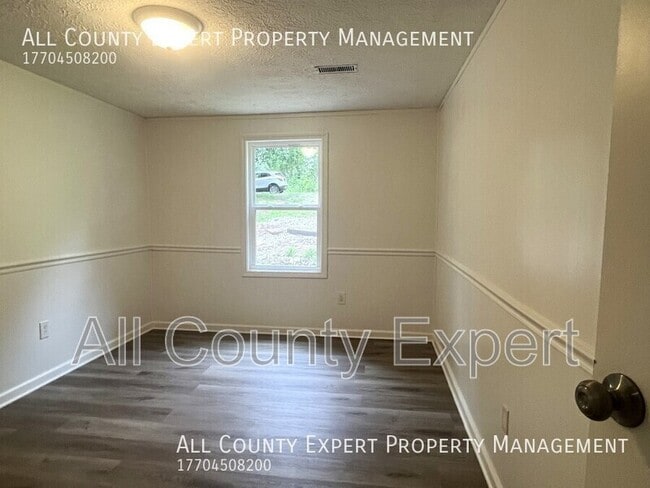 Building Photo - 375 Bethesda Trail