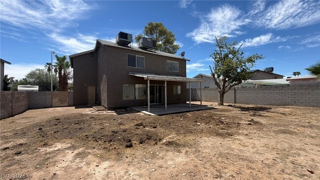 Building Photo - 6368 Spring Meadow Dr