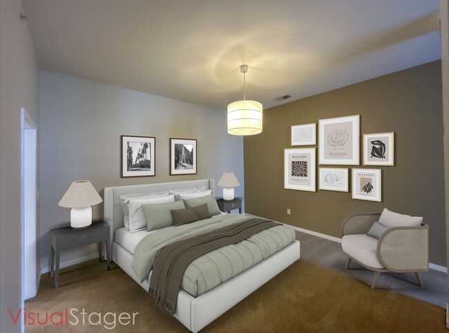 Building Photo - Live on the edge of Dilworth in Charlotte'...