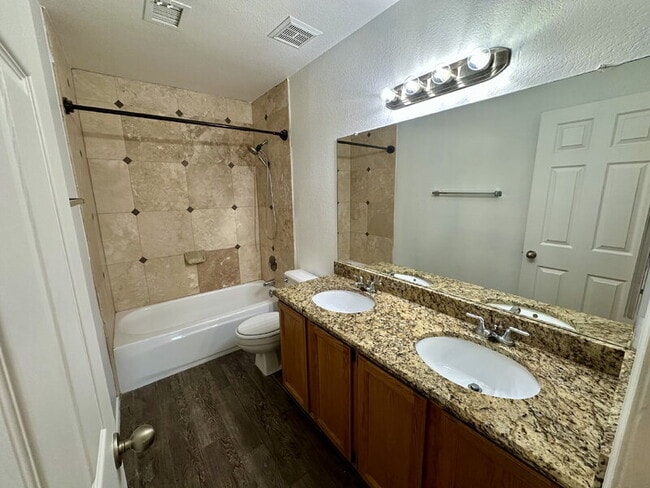 Building Photo - 2353 W Hemlock Ct