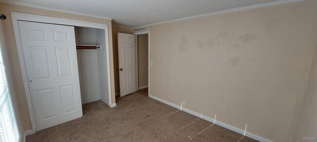 Building Photo - 1401 Wilderness Acres Ln
