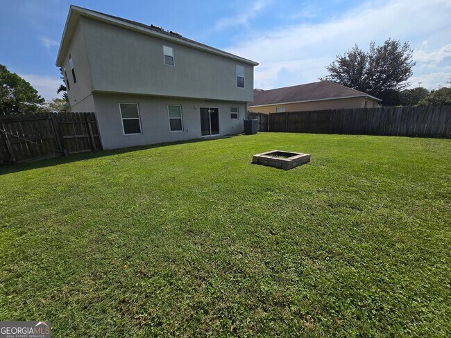 Building Photo - 110 Pine Bluff Blvd W