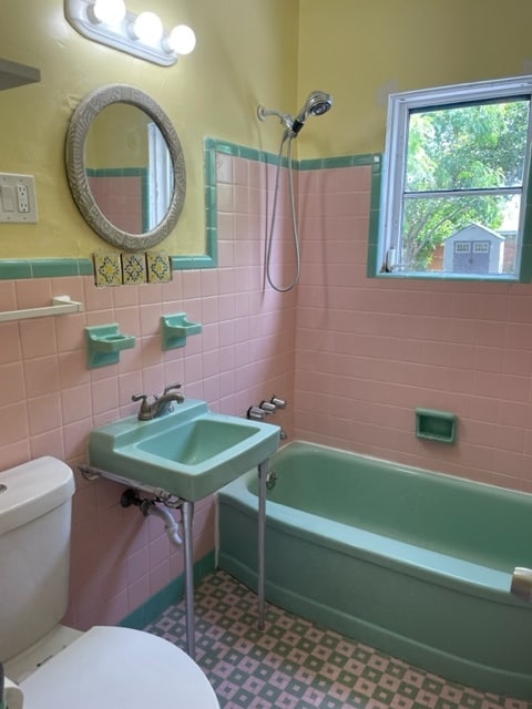 Building Photo - 2435 Grant St