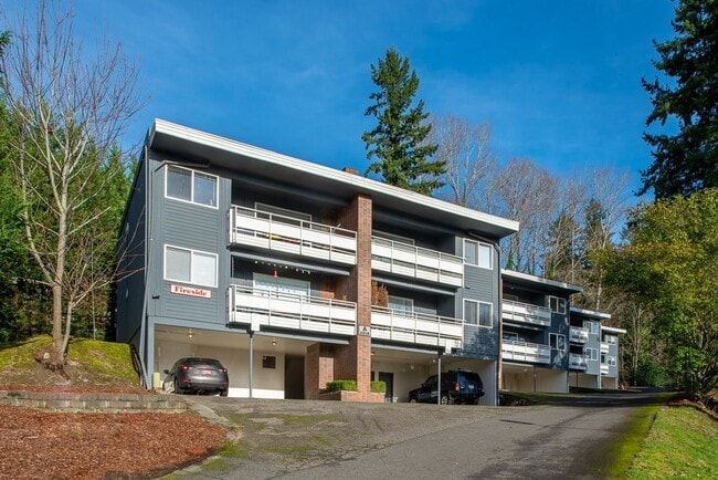 Building Photo - Updated 2bed/1bath Apartment in Redmond!