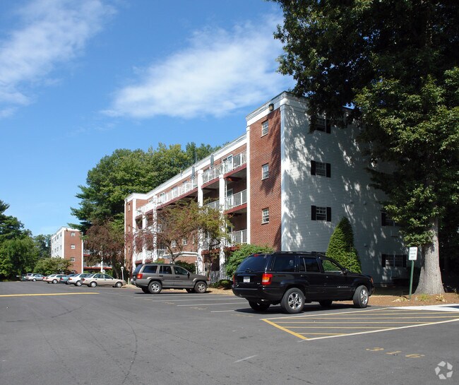 Greentree Condominium 46 Greentree Ln Weymouth MA 02190 Apartment