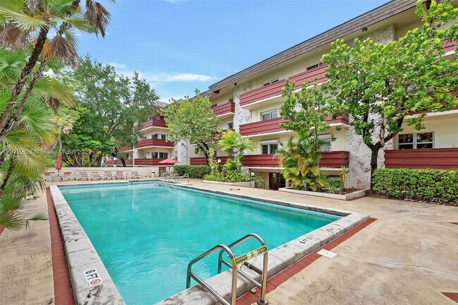 Building Photo - 1205 Mariposa Ave