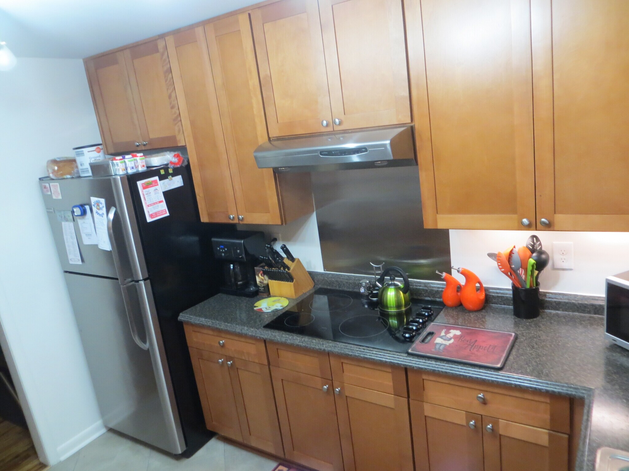 Kitchen view1 - 116 Woodland Ct