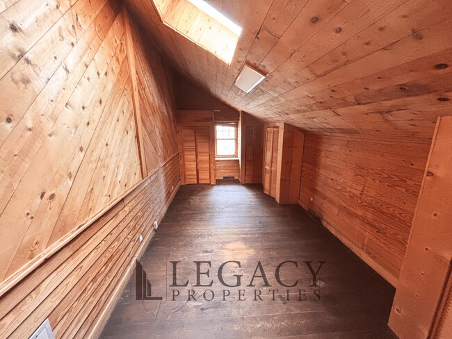 Building Photo - Scuffletown